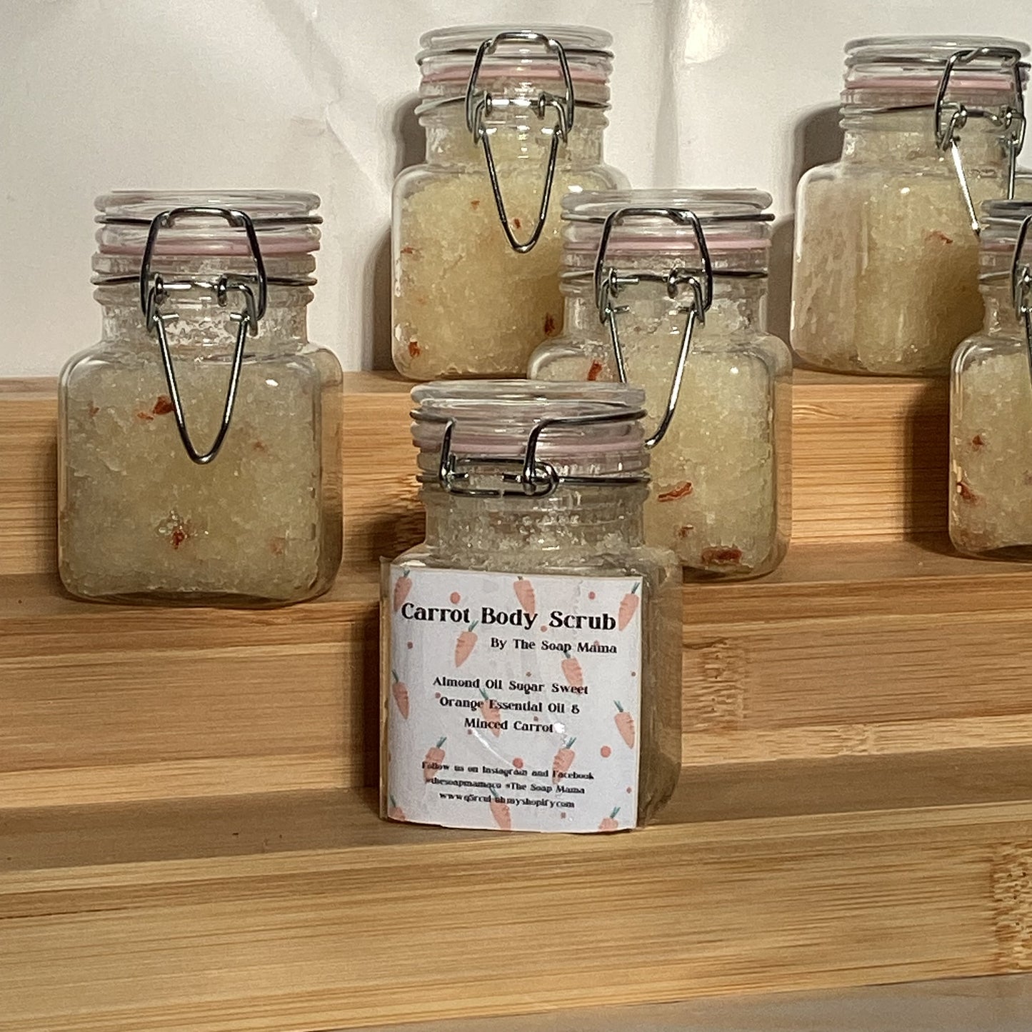 Carrot Body Scrub- Mini